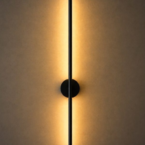 Modern Vertical LED Wall Light – Minimal Designer Ambient Fixture