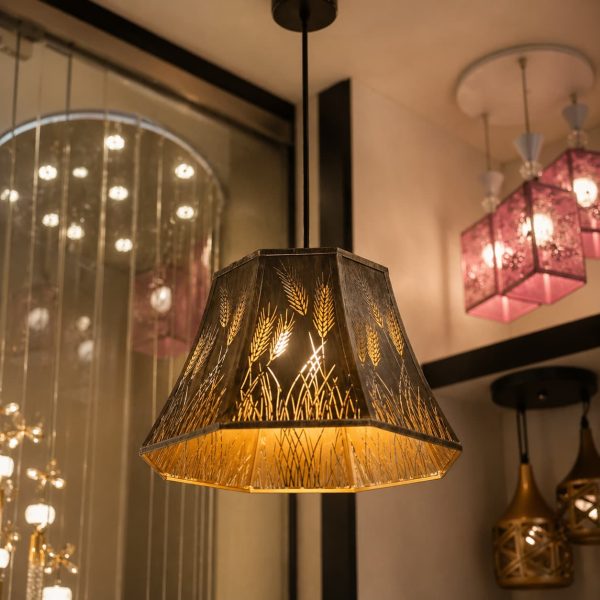 Decorative Metal Pendant Light – Antique Pattern Design